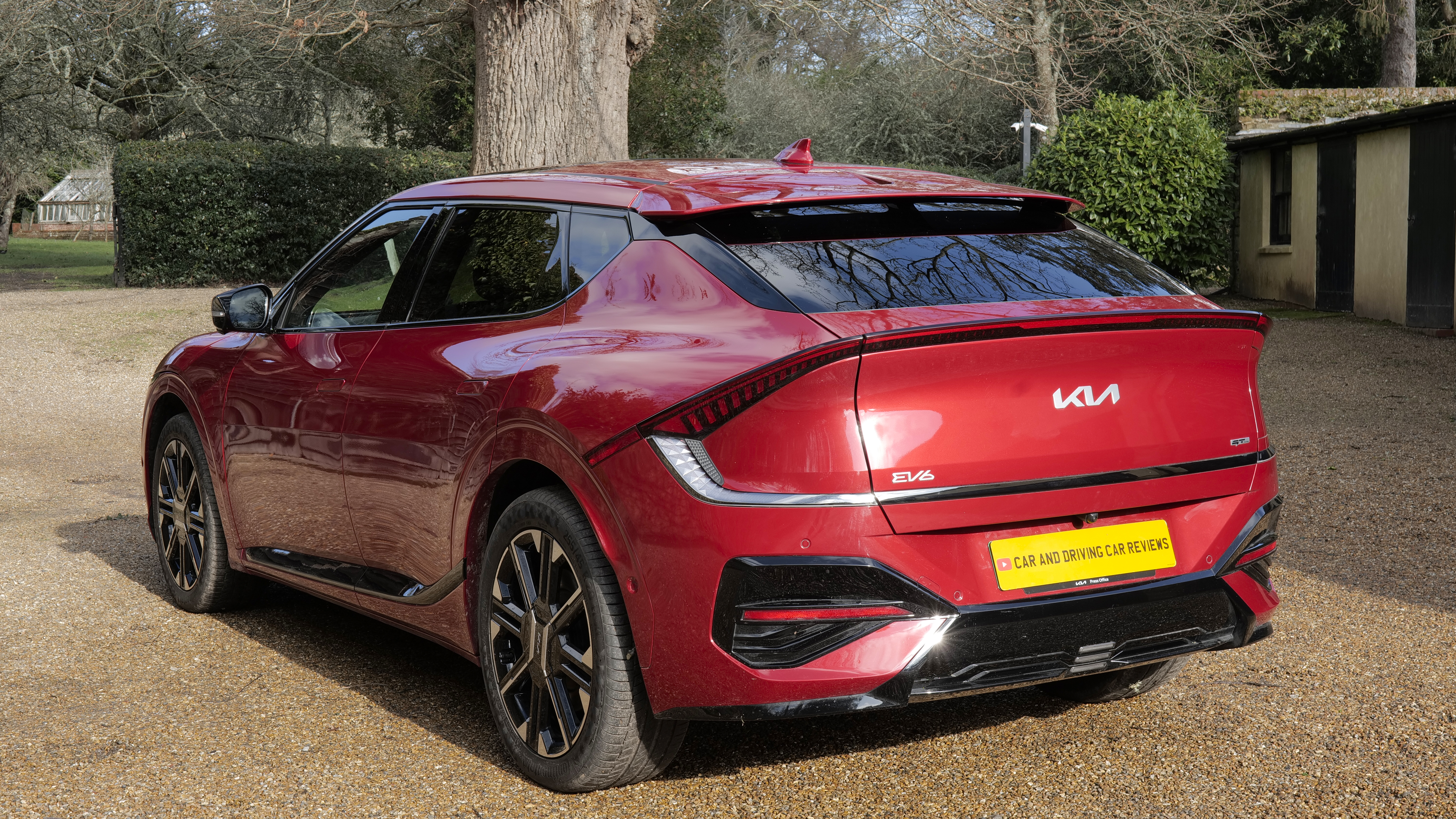 KIA EV6 ELECTRIC ESTATE 125kW Air SR 63kWh 5dr Auto